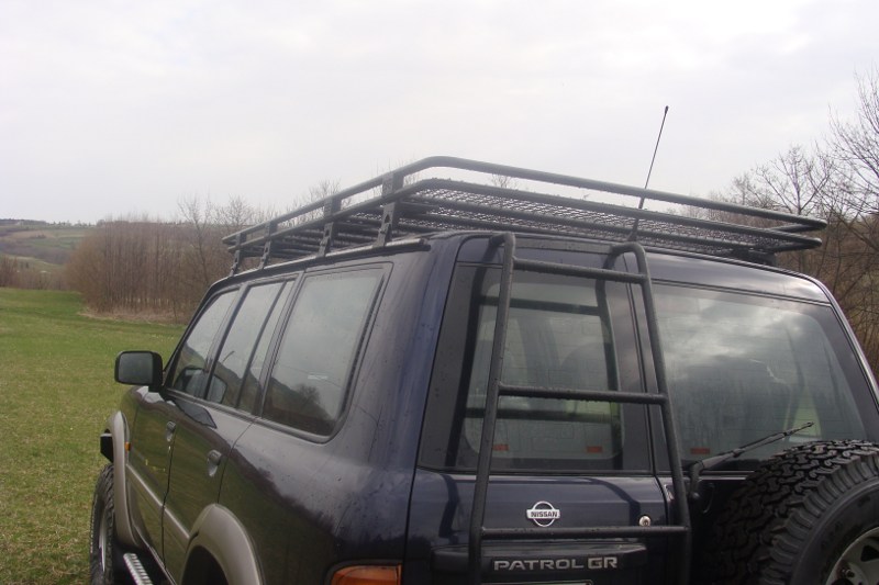 Střešní nosič Nissan Patrol Y61 GU4  dlouhý se sítí