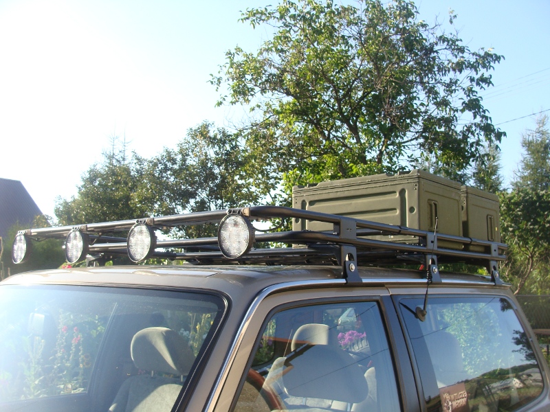 Střešní nosič Nissan Patrol Y61 GU4 krátký se sítí