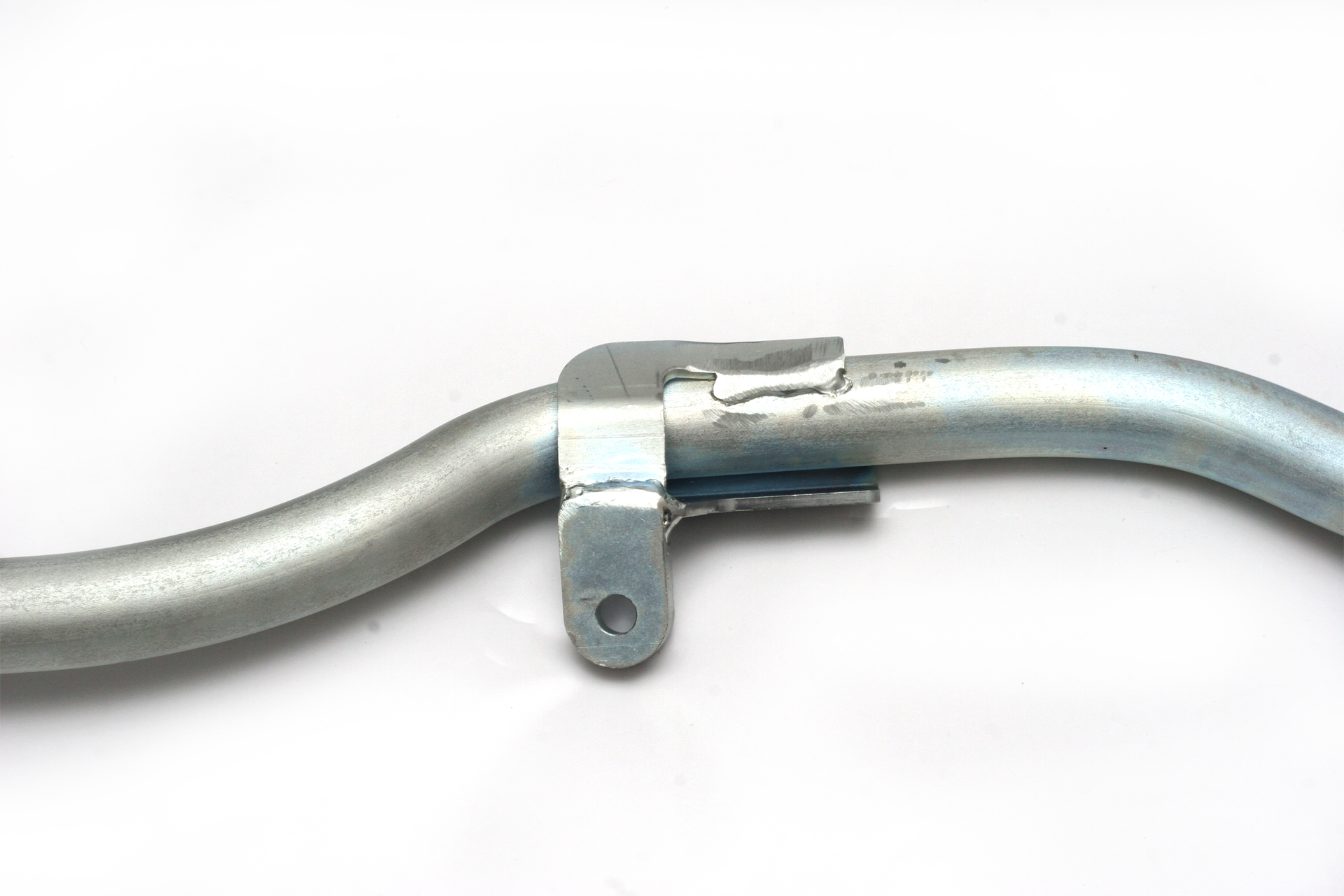 Přední nastavitelná panhardská tyč Nissan Patrol GR Y61 3.0Di