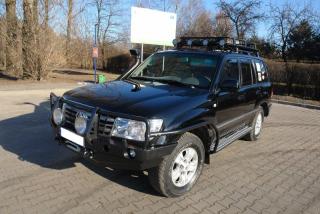 Přední nárazník Toyota LC 100