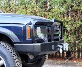 Přední nárazník s lůžkem pro naviják Land Rover Discovery II s ochr. rámem