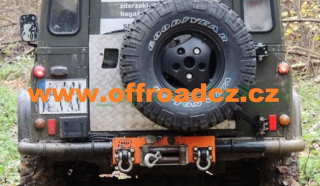 Zadní "trubkový" nárazník Land Rover Defender 100